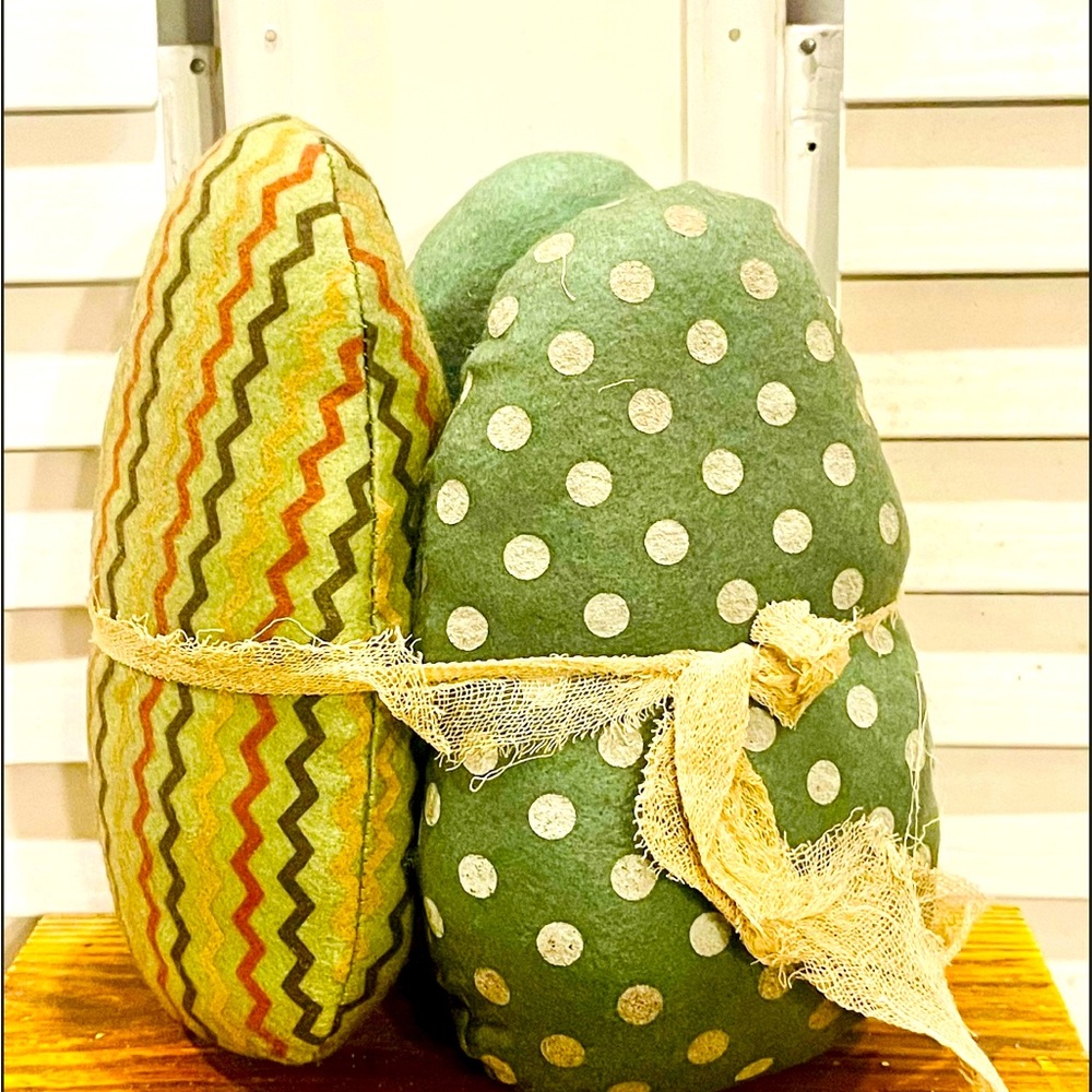 *Large Primitive Pastel Egg Bundle